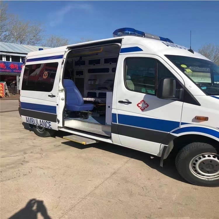 瓦房店私人长途救护车出租转院回家